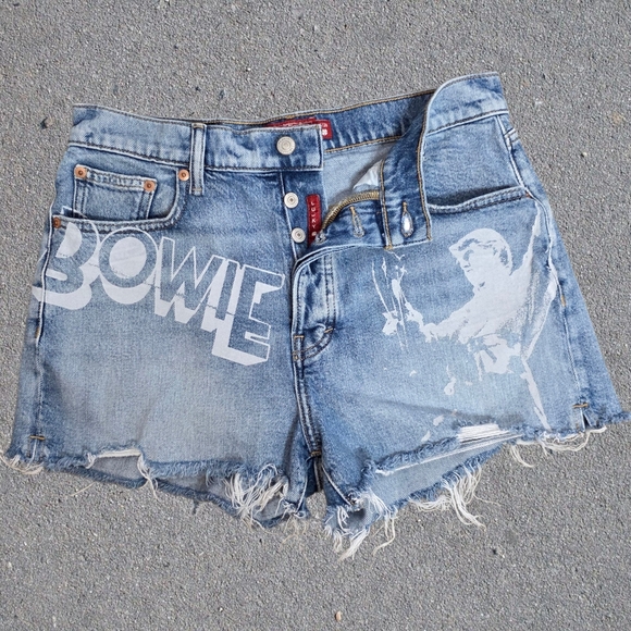 Lucky Brand David Bowie Graphic Cutoff Mom High Rise Denim Shorts – Size 6 / 28 - Picture 1 of 8